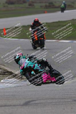 media/Nov-30-2025-TrackDaz (Sun) [[d8b22663df]]/A Group/Session 3 (Off Ramp)/